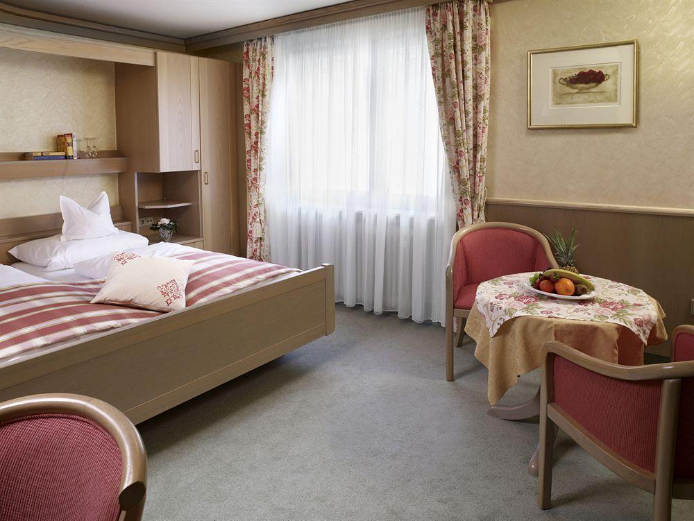Flair Hotel Adlerbad Бад-Петерсталь-Грисбах Экстерьер фото