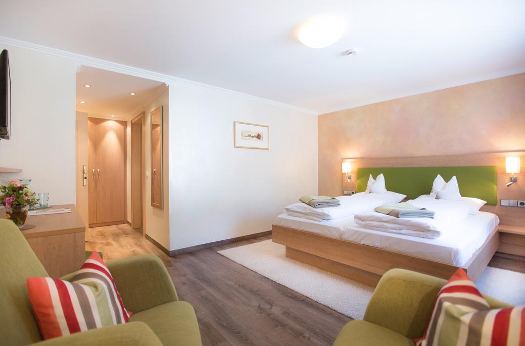 Flair Hotel Adlerbad Бад-Петерсталь-Грисбах Экстерьер фото